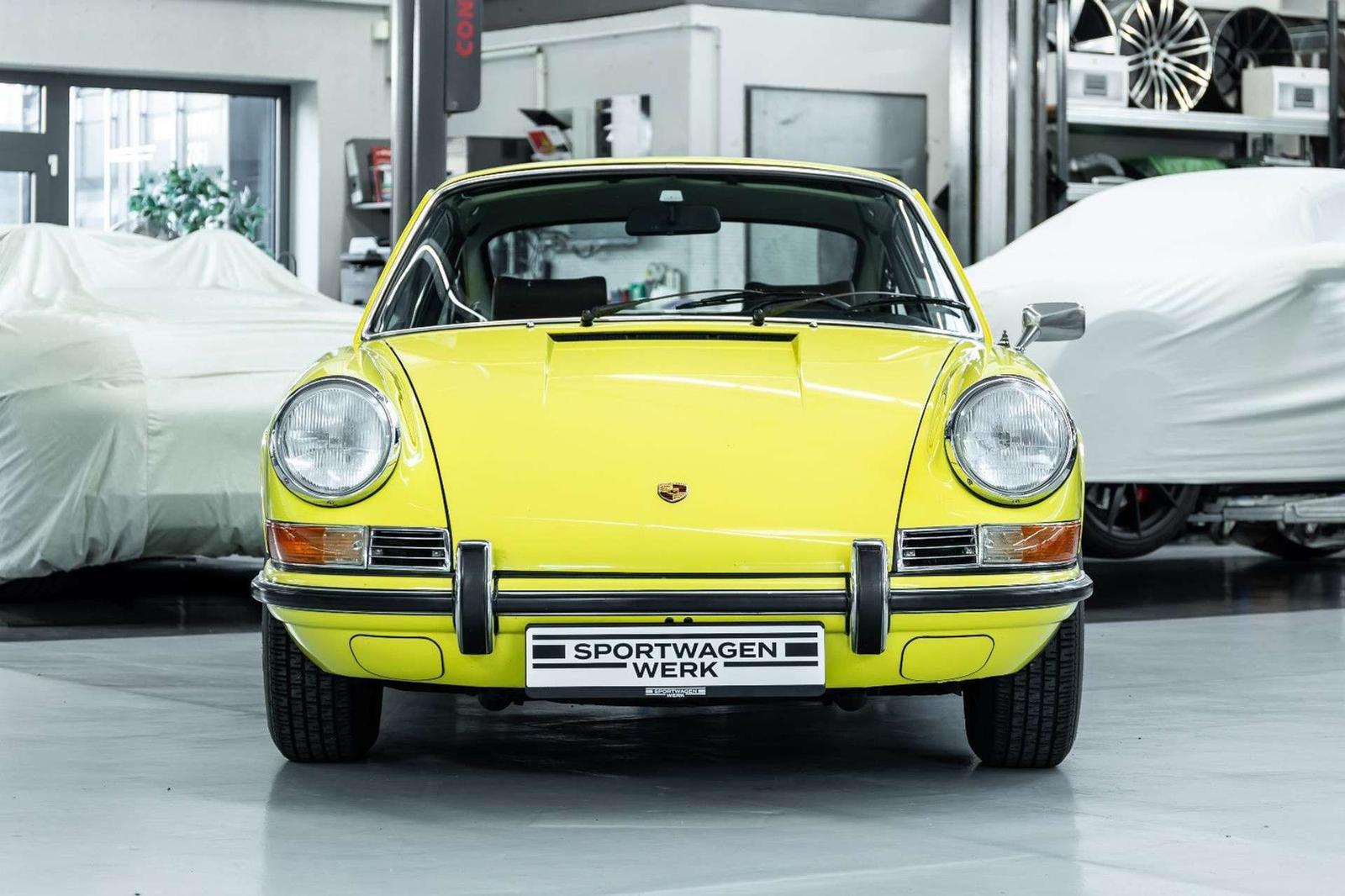Porsche 911 T 2,4 Ölklappe I Matching No. & Color
