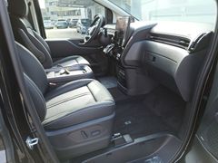 Fahrzeugabbildung Hyundai Staria STARIA Signature 2WD Automatik