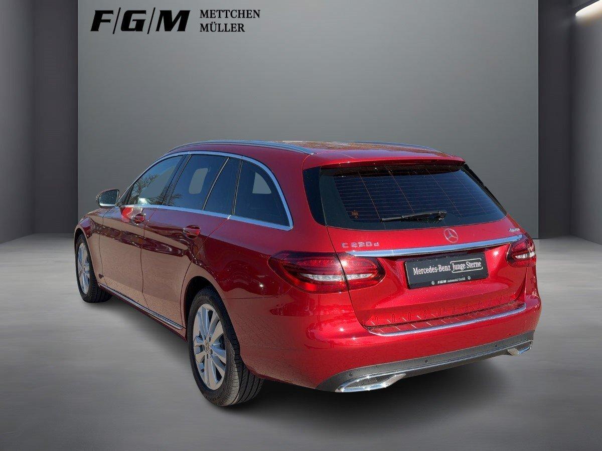 Mercedes-Benz C 220d T 4M AVANTGARDE+COM+MULTIBEAM+AHK+TOTWIN