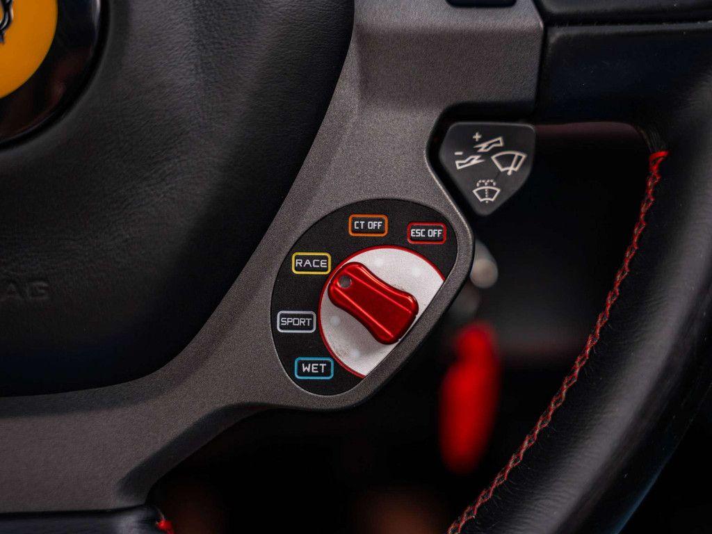 FERRARI 458 SPIDER 4.5I V8 - 571 ch
