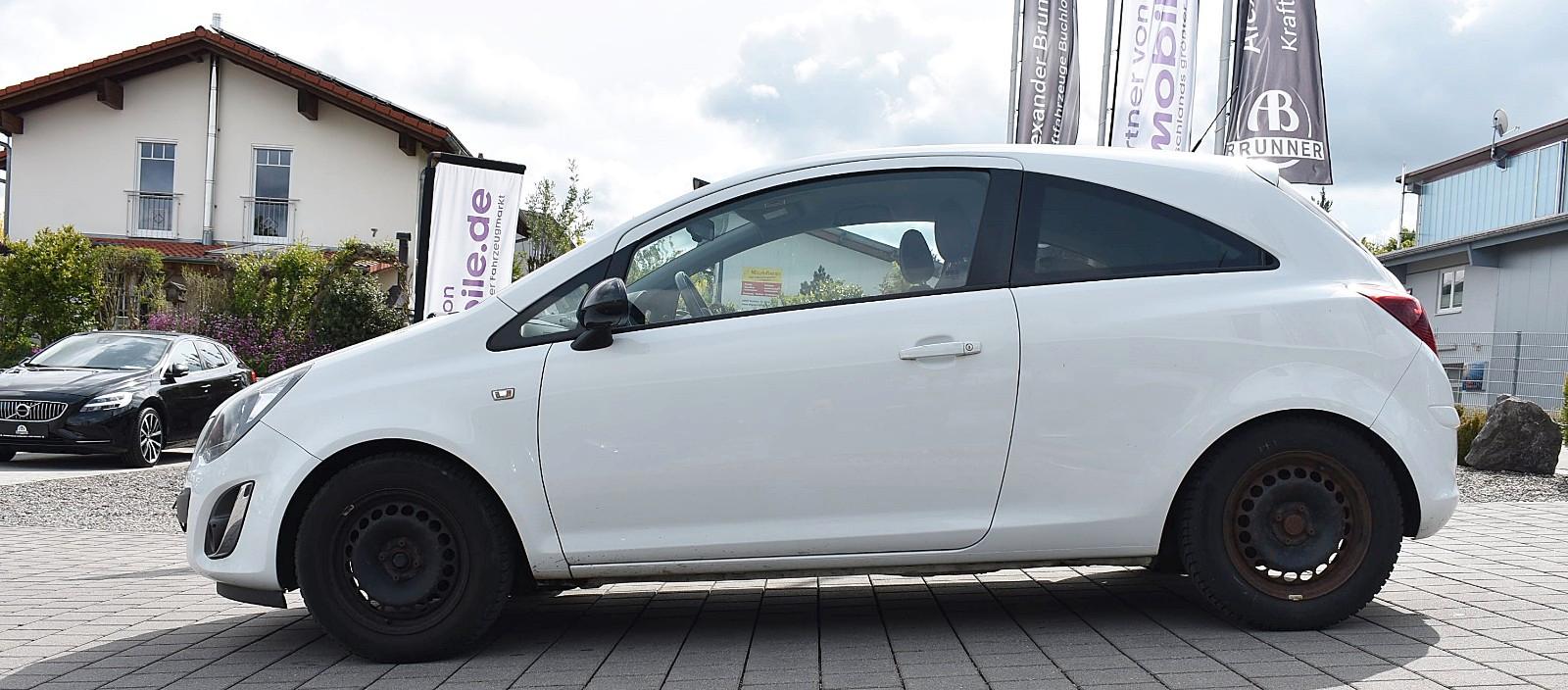 Opel Corsa D Color Edition