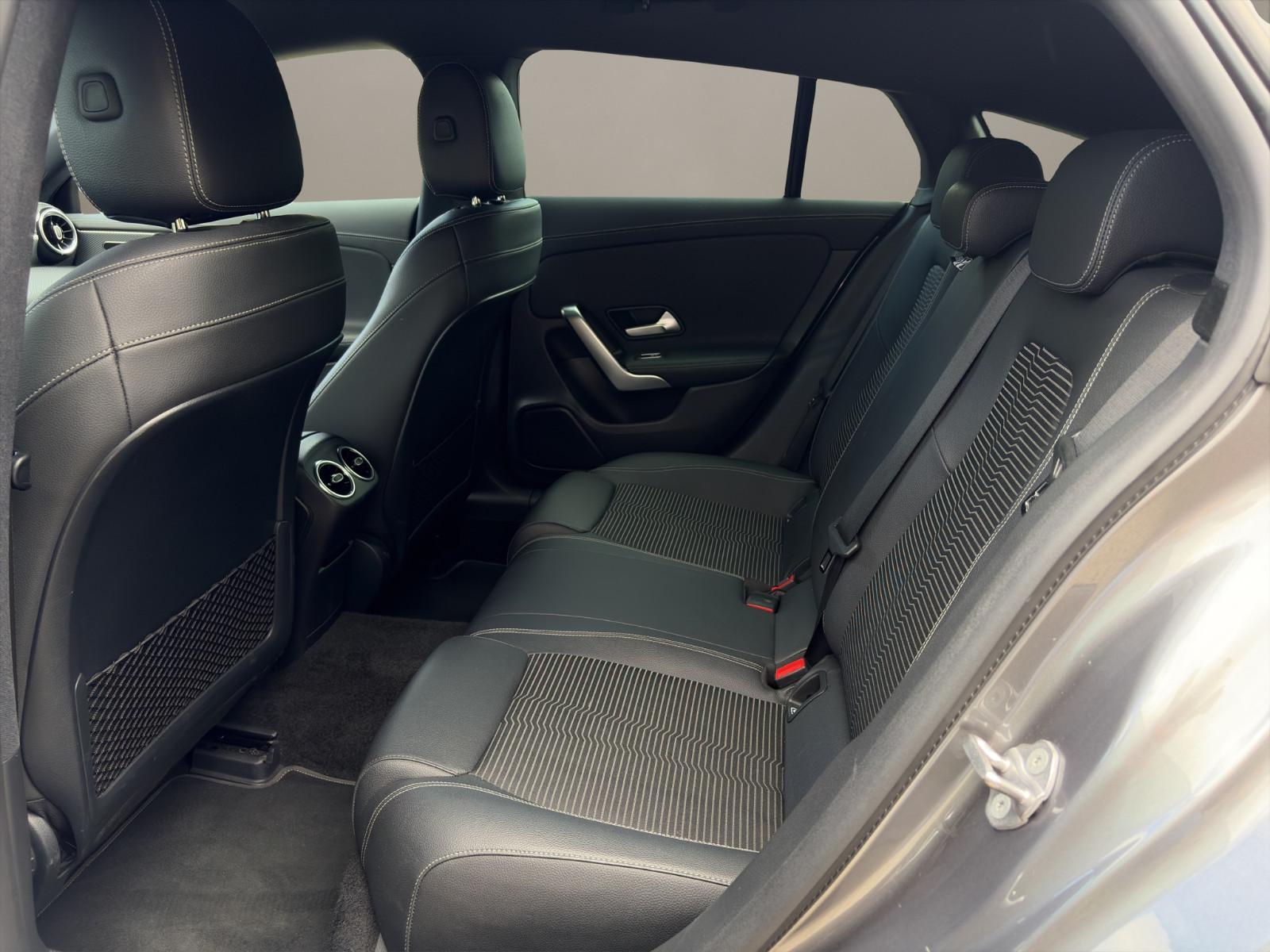 Mercedes-Benz CLA 180d Shooting Brake MBUX/Kamera, миниатюра 8