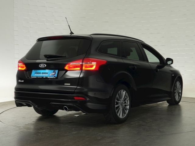 Focus TURNIER ST-LINE AT+BI-XENON+NAVI+WINTERPAK