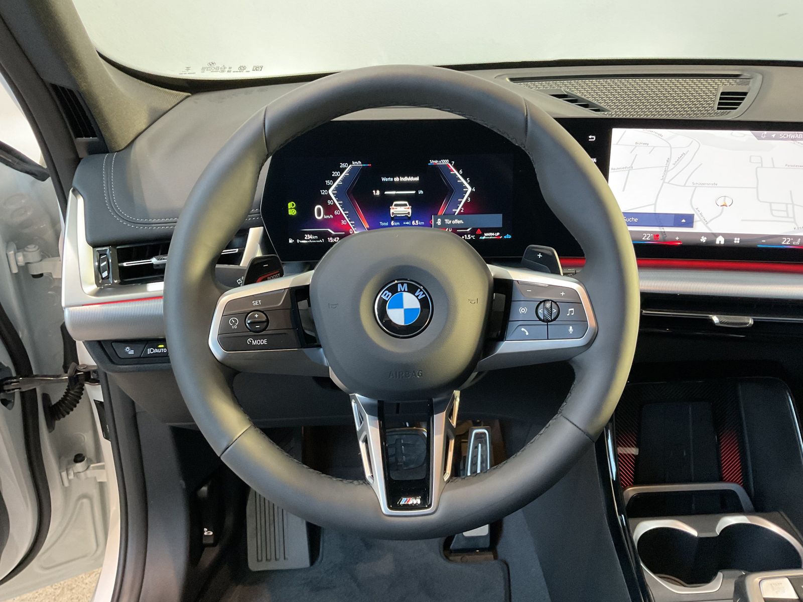 Fahrzeugabbildung BMW X1 sDrive20i 19" LMR, Lenkradheizung, AHK DAB