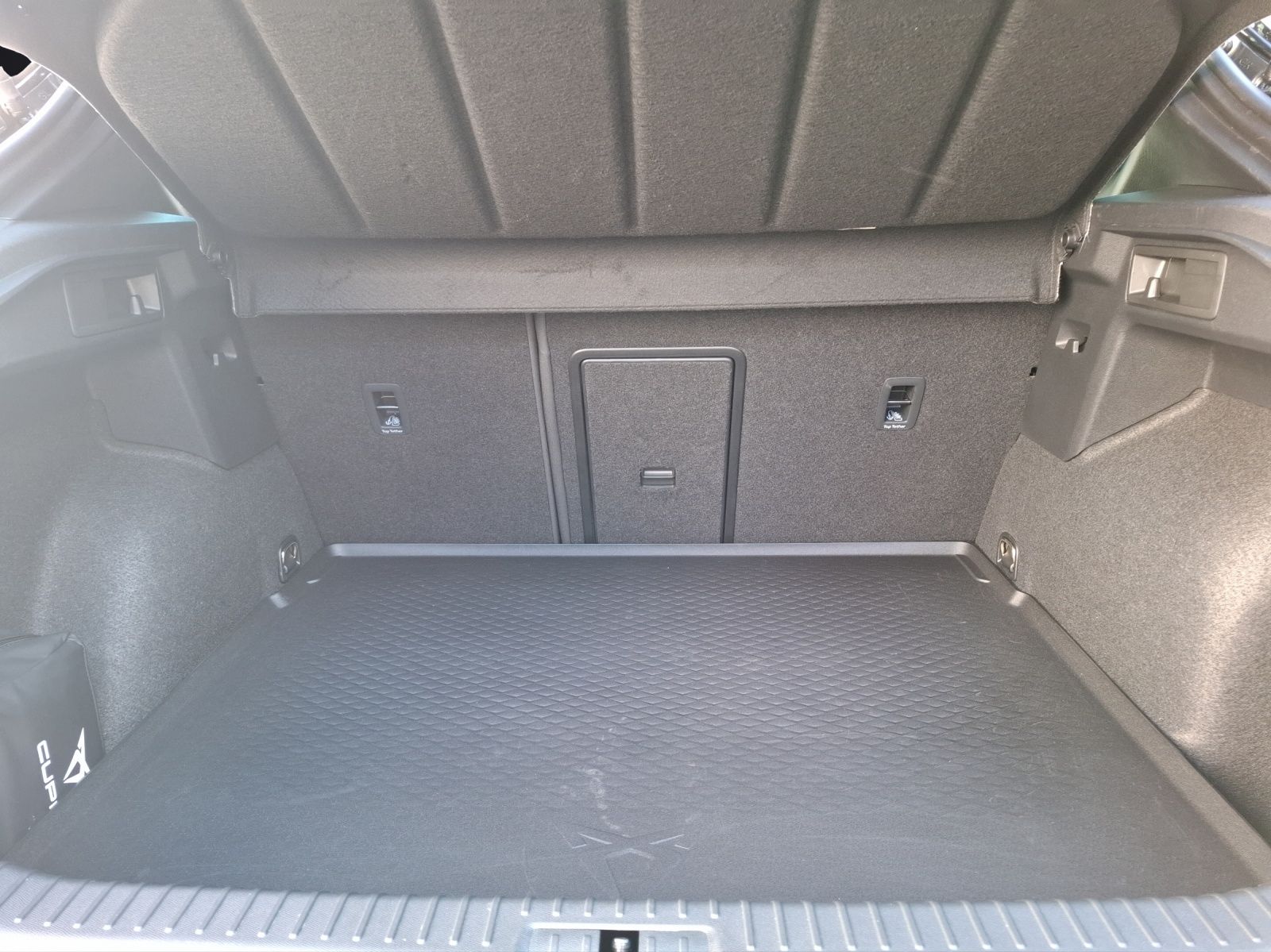 Fahrzeugabbildung CUPRA Formentor TSI DSG LED ACC RFK SH 19"