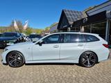 BMW 330 i xDrive M Sport Touring Rückfahrk. CarPlay  - BMW 330: Sport 330i