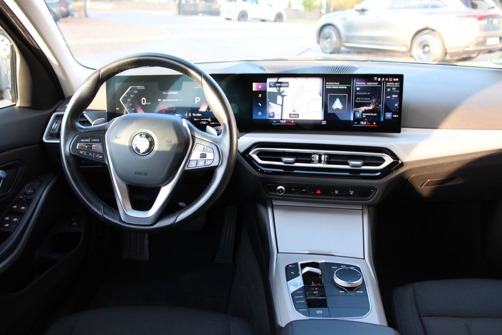 BMW 318d Touring AUT SHZ NAVI PDC LED KLIMAAUT