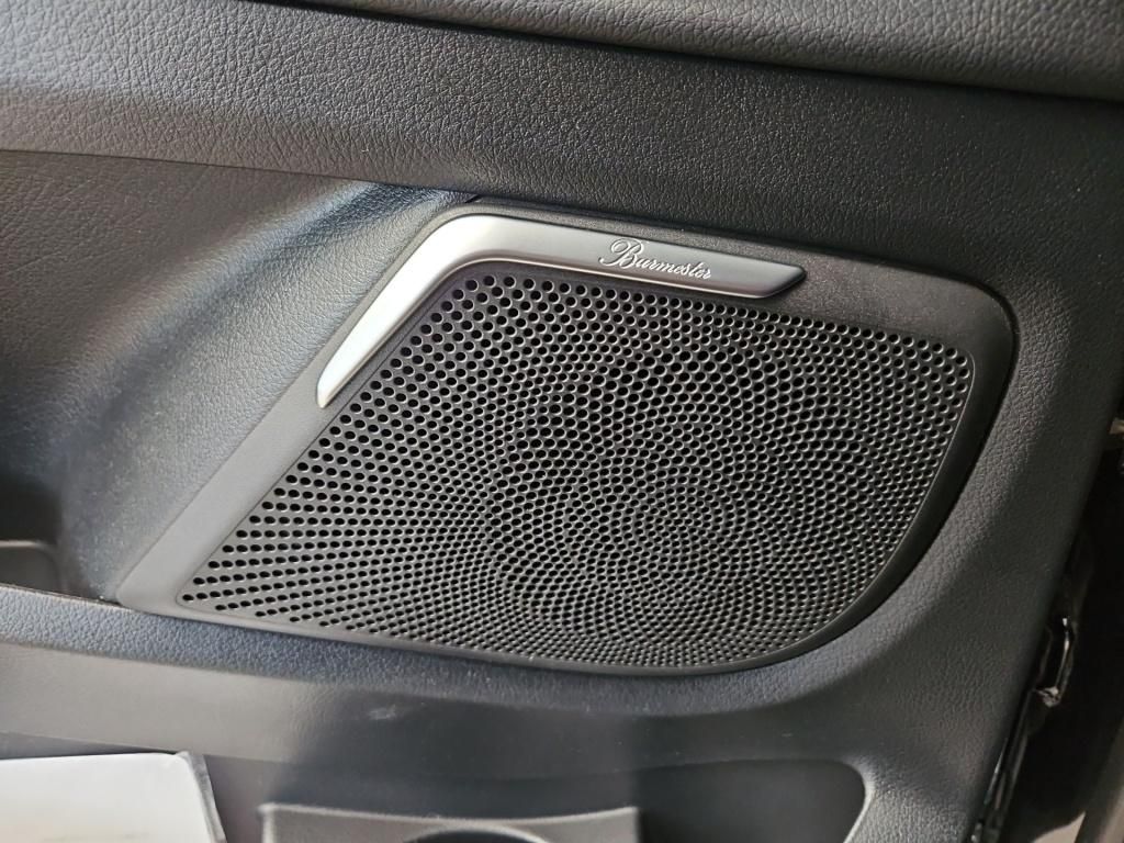 Fahrzeugabbildung Mercedes-Benz V 250 ED kompakt AMG 2,5t AHK 10''MBUX AIRMATIC