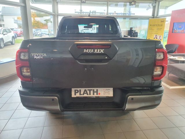 Toyota Hilux 2.8 Invincible XTra Cab Grau Automatik SOFORT