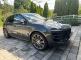 Porsche Macan Turbo:  21, Leder, LED, Chrono, Pano, PASM - Porsche Gebrauchtwagen in Bonn