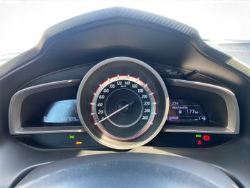 Mazda 3 2.0 SKYACTIV-G 120 Nakama Kam.+SHZ+2xKlima+LM