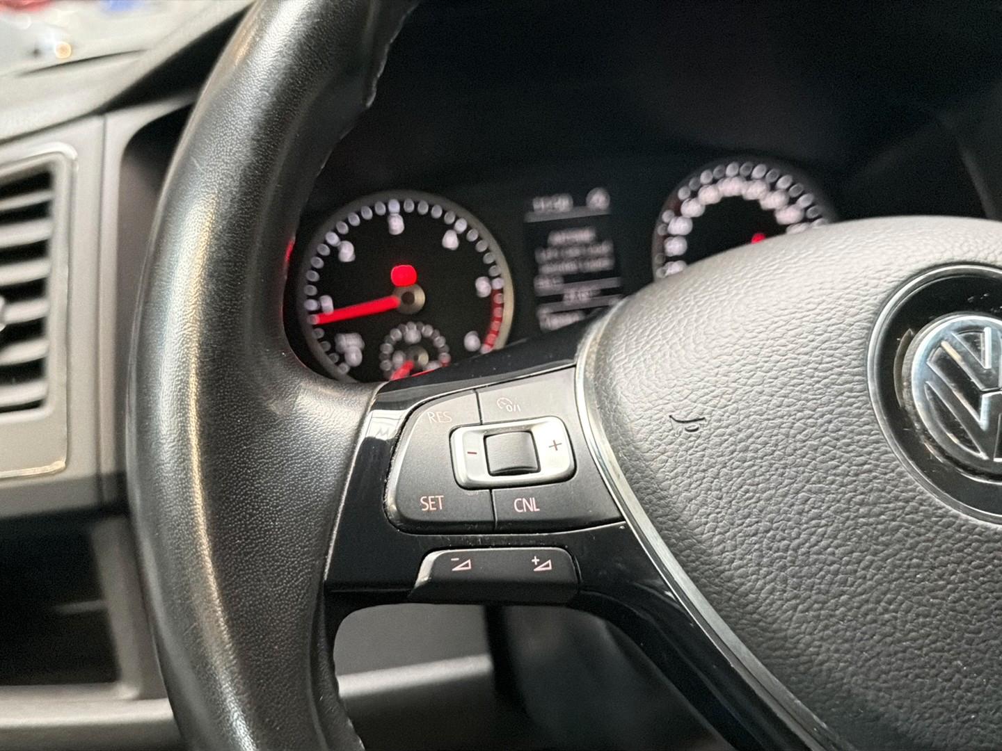 VOLKSWAGEN T6 2.0 TDI 150CH - BVM - ATTELAGE - RÉGULATEUR DE VITESSE - SIÈGES CHAUFFANTS