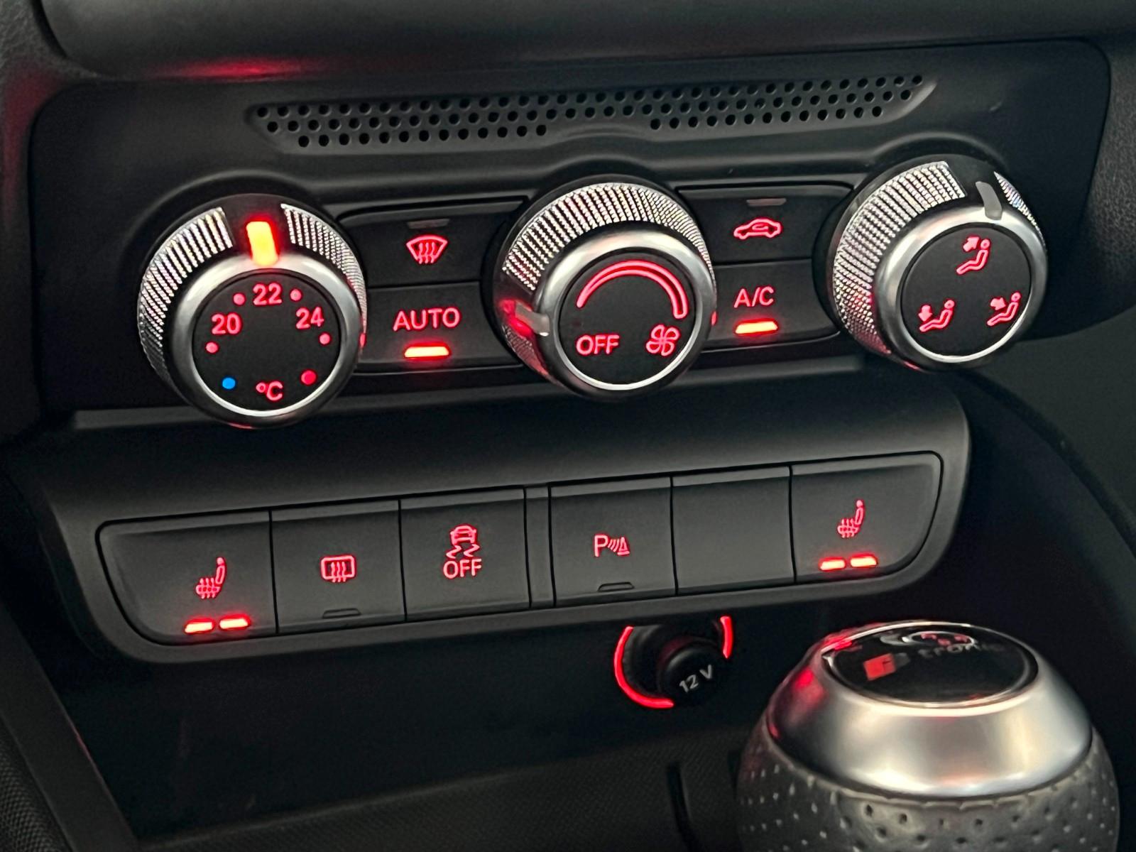 Audi A1 Sportback 3xS-line *AUTOMATIK*NAVI*XENON*