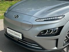 Fahrzeugabbildung Hyundai KONA EV Prime 150 kW *RW484KM*HeUp*Navi*LED*ACC*