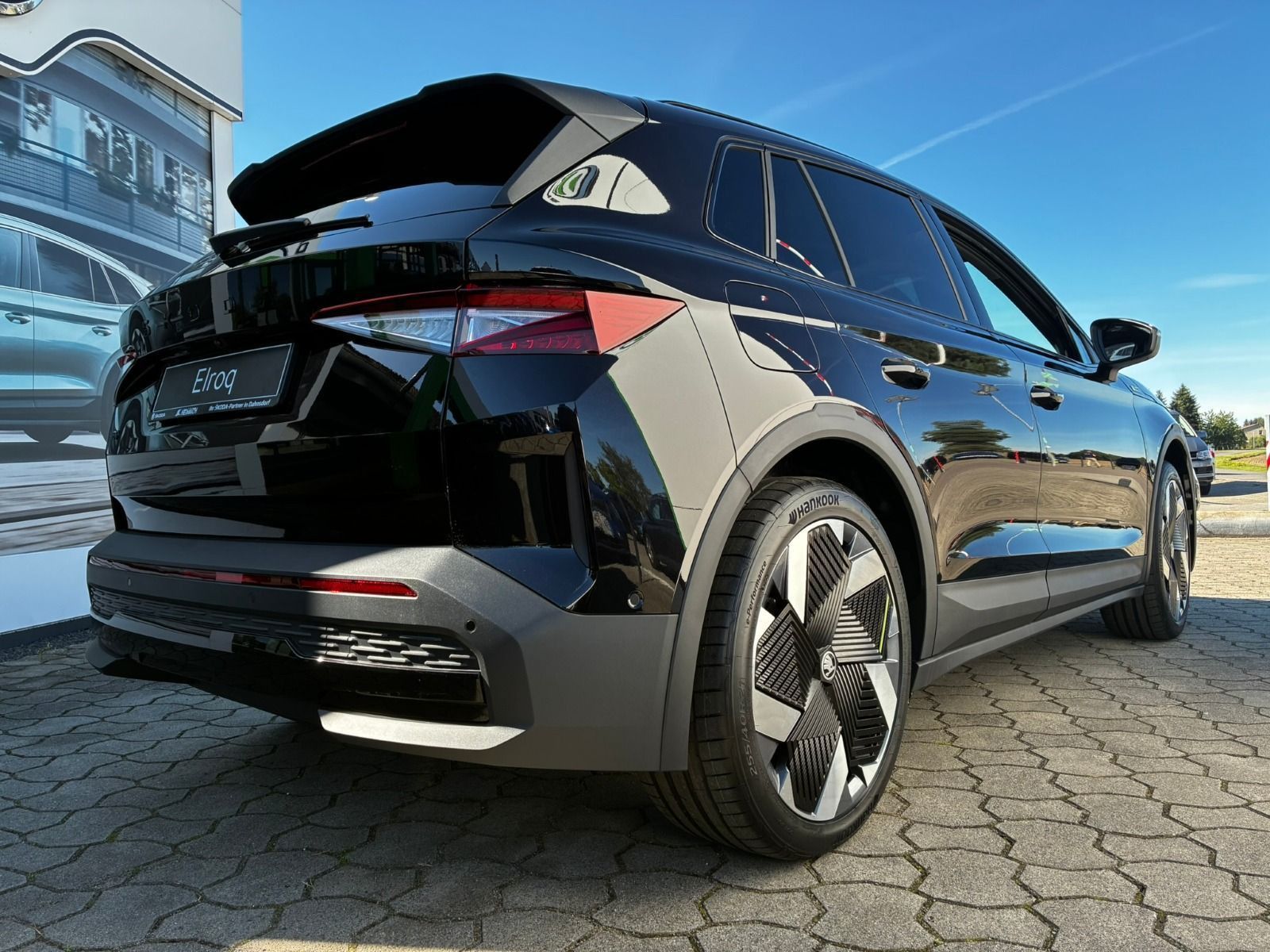 Fahrzeugabbildung SKODA Elroq RS 360°cam*AHK*21Zoll*Head-Up*Wärmepumpe
