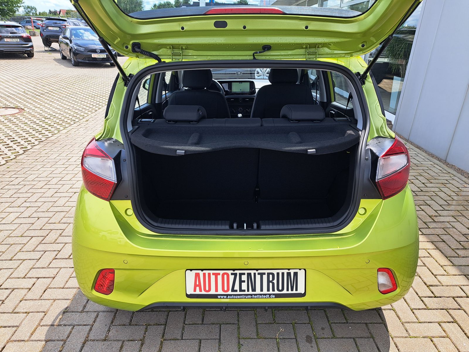 Fahrzeugabbildung Hyundai i10 1.0 MODELL 2025 NAVI WINTERPAKET KAMERA DAB