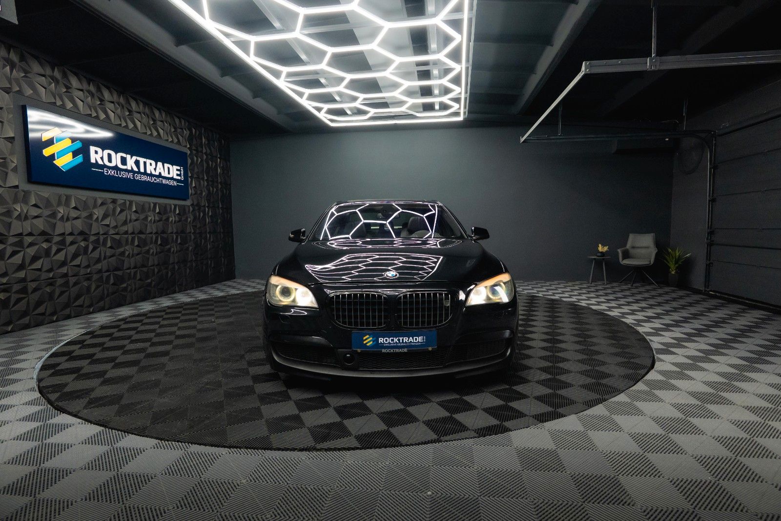 Fahrzeugabbildung BMW 740d M-Sport Black Edition *FULL Options*LESEN!*