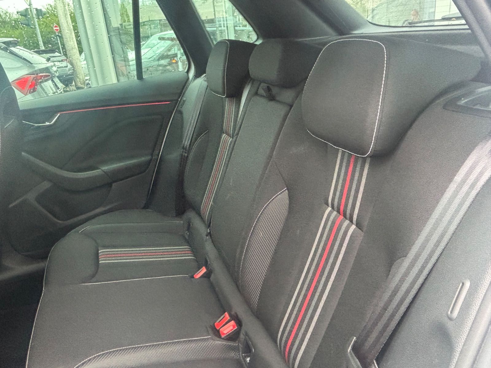 Fahrzeugabbildung SKODA Kamiq 1.0 TSI KAM PANO Monte Carlo
