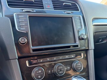 Volkswagen Golf 7 GTD  *SHZ*STDHZ*PANO*AHK*Keyless*