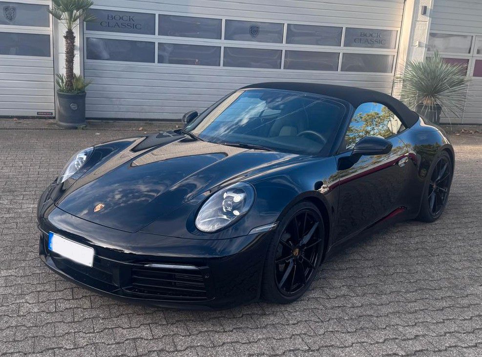 Image of Porsche 992