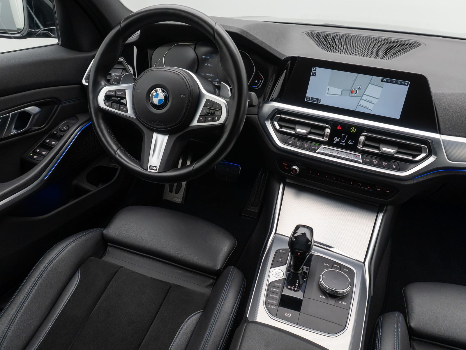 Fahrzeugabbildung BMW 330d M Sport DAB LED DrivAssis Individual 19Zoll