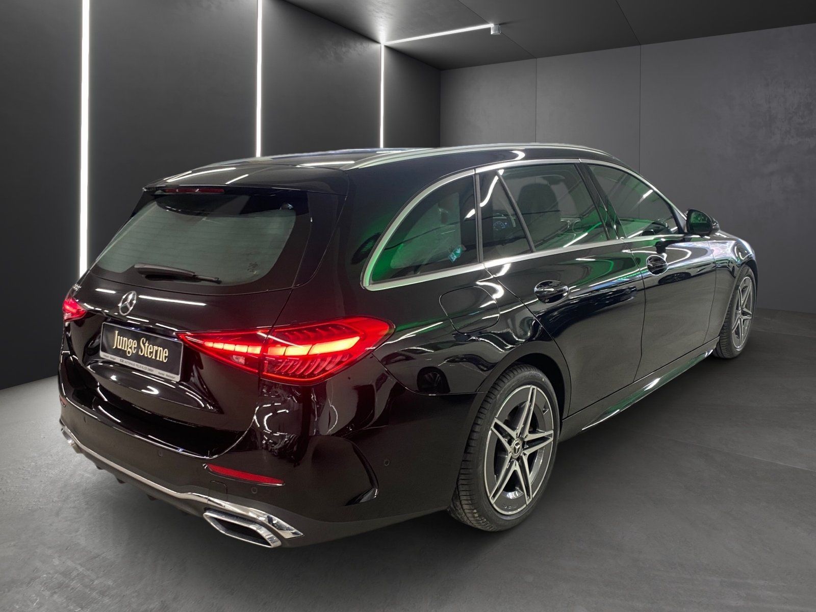 Fahrzeugabbildung Mercedes-Benz C 200 T AMG*Totwink*Kamera*LED*Ambiente*Car-Play