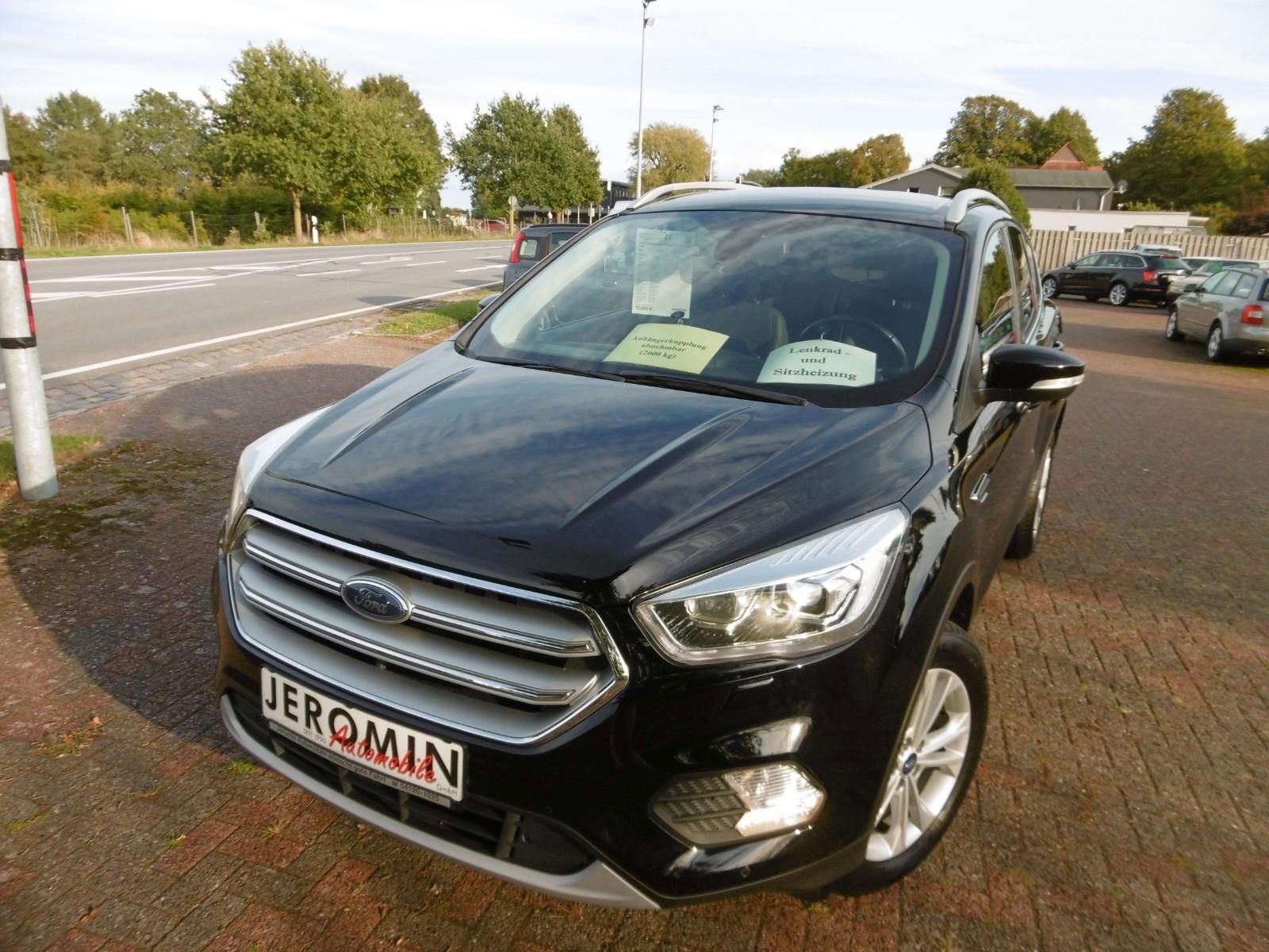 Ford Kuga 1,5 EcoBoost 4x2 110kW Titanium, AHK, 1. Hd