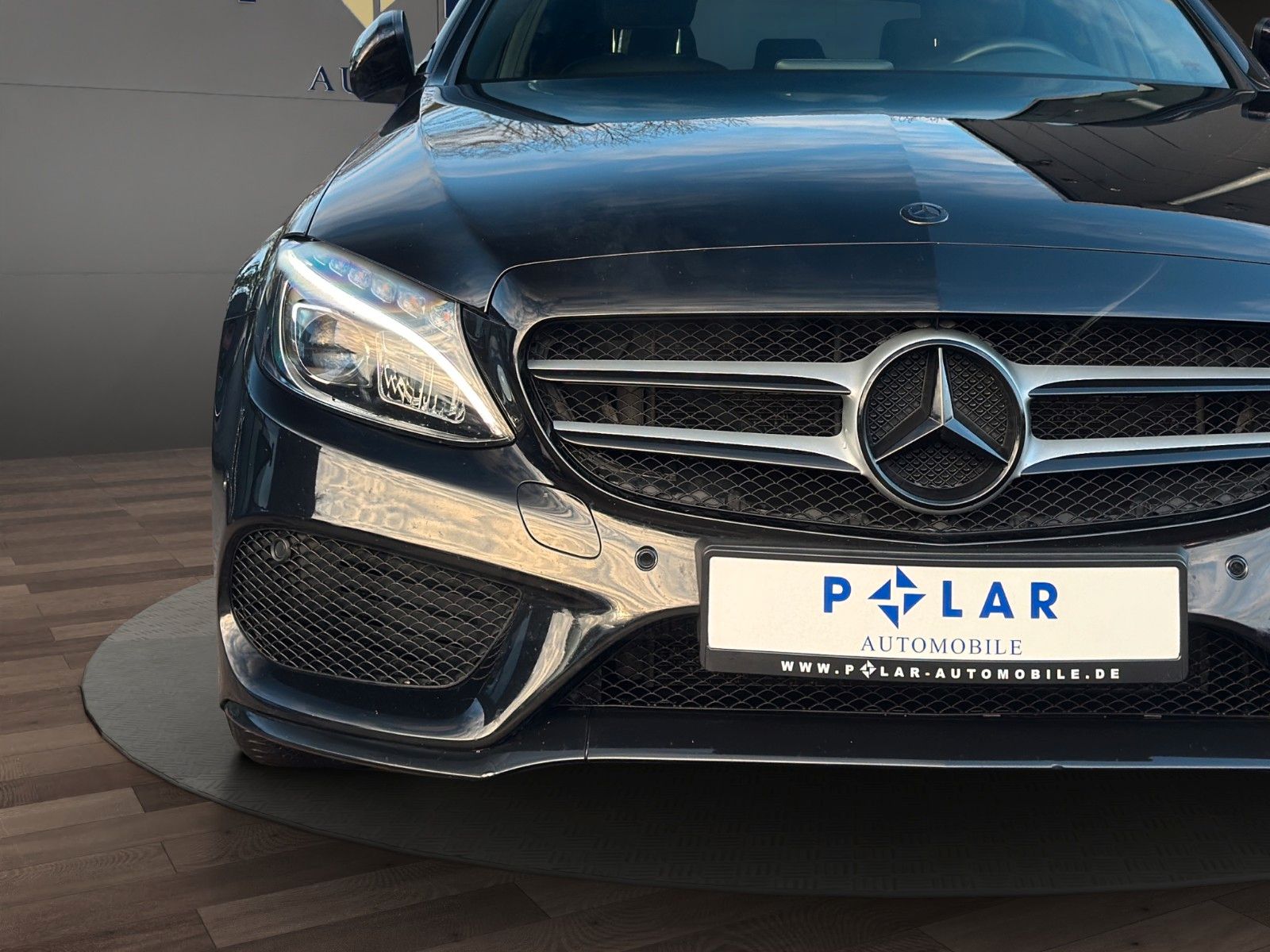 Fahrzeugabbildung Mercedes-Benz C 220d *AMG-Line*ACC*Parkass*Vollleder*LED