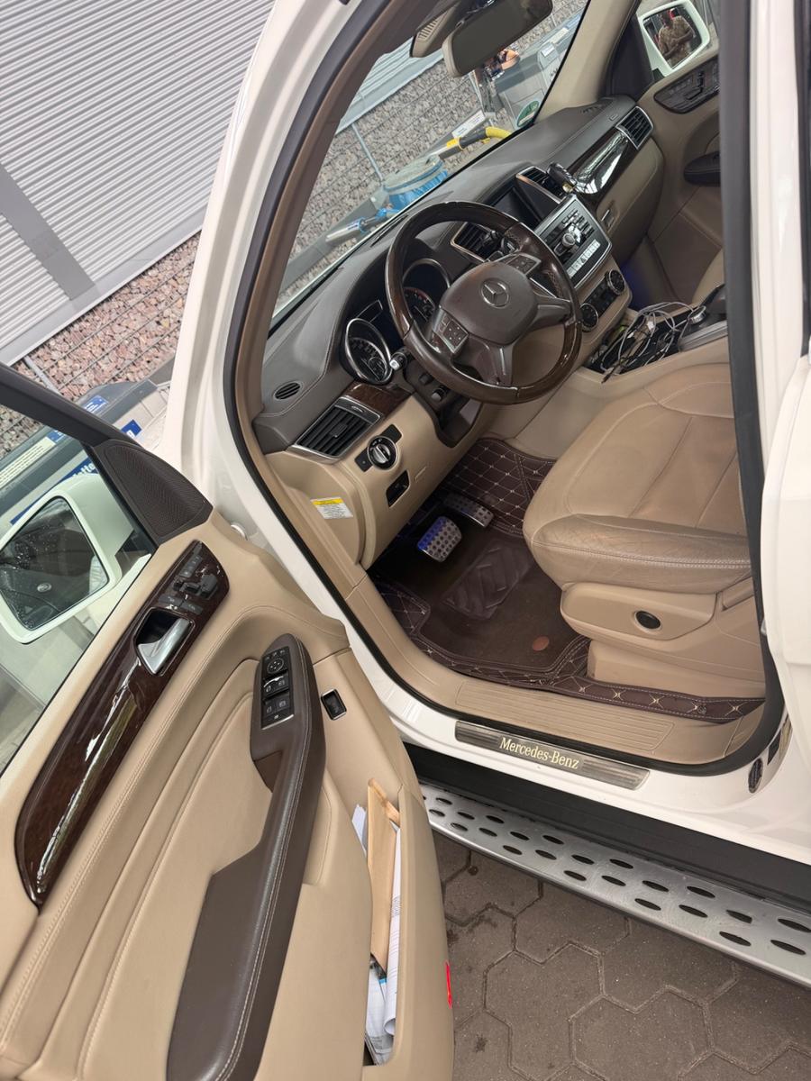 Mercedes-Benz ML 350 4MATIC BlueEFFICIENCY Standard