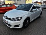 Volkswagen Golf VII Lim. Cup Standheizung/Sitzh/Pano - Volkswagen Golf: Cup