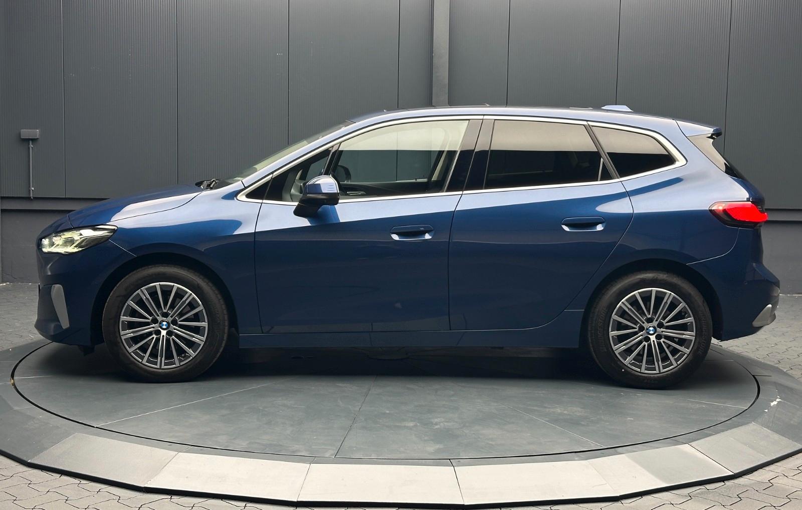 BMW Active 220i Active Tourer Luxury Line *LEDER*PANORAMA*, миниатюра 2
