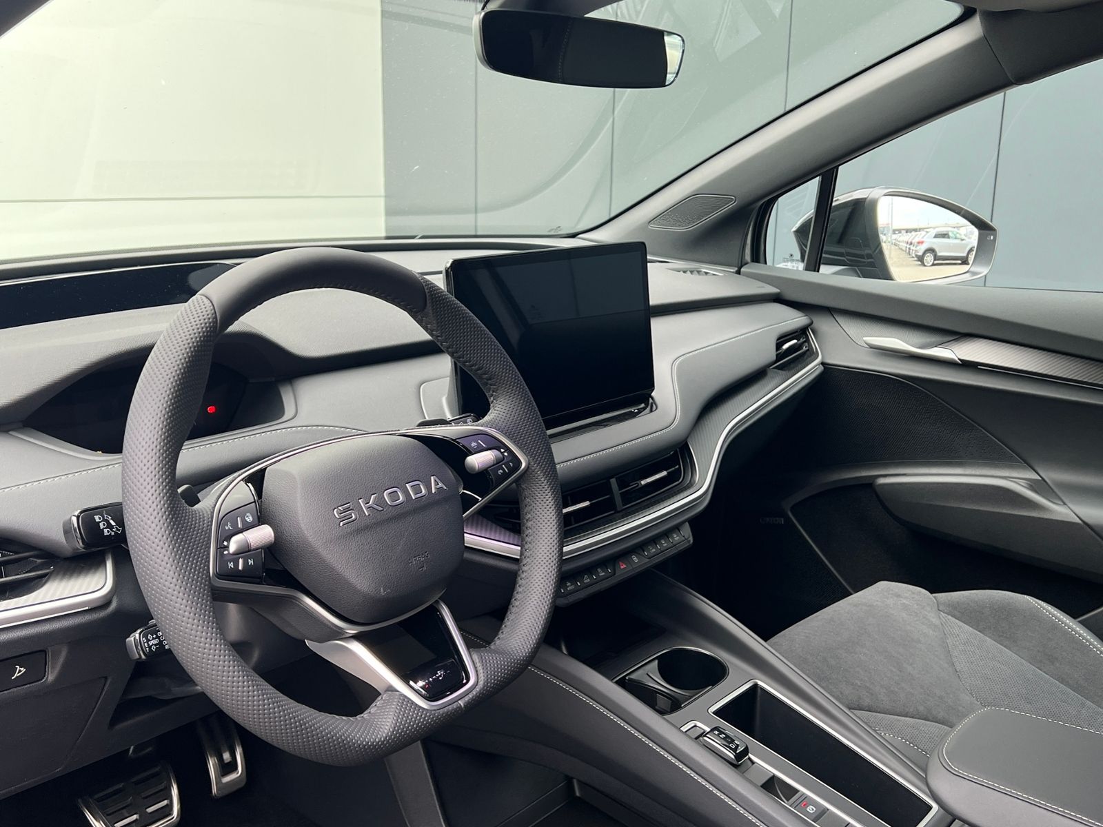 Fahrzeugabbildung SKODA Elroq 85 Sportline *AHK, Matrix-LED, LM'-21"*