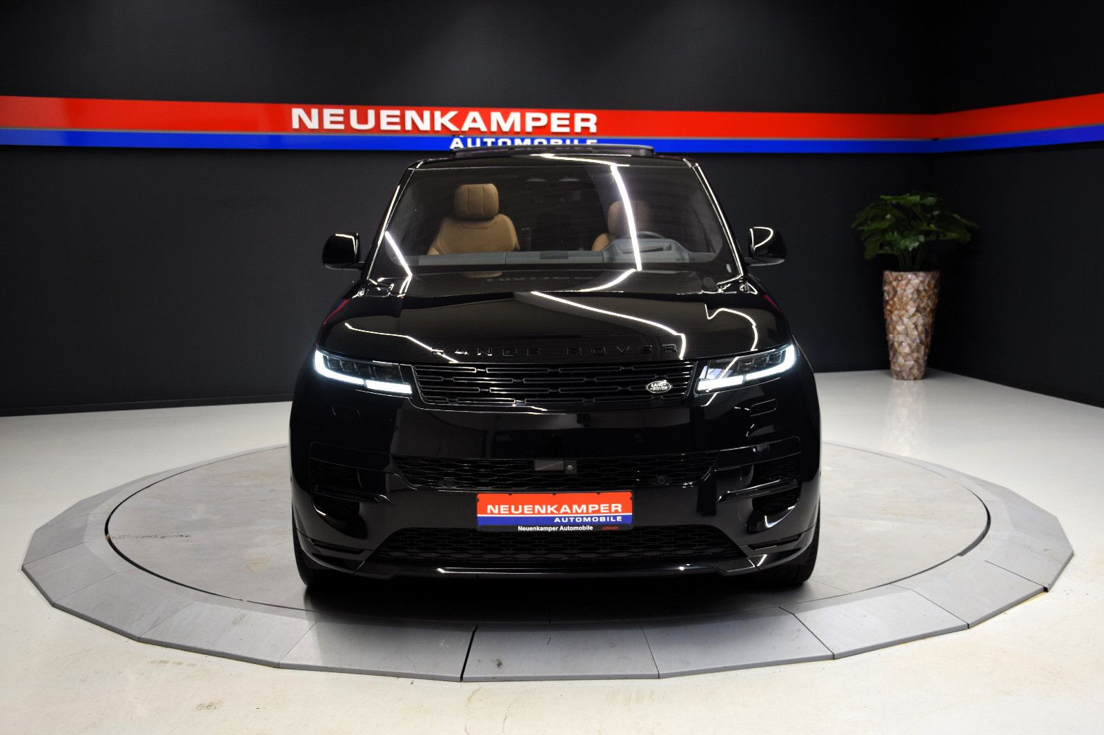 Fahrzeugabbildung Land Rover Range Rover Sport D350 Autobiography SV Bespoke