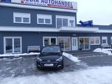 Hyundai i20 blue Style - Hyundai i20: Schwarz