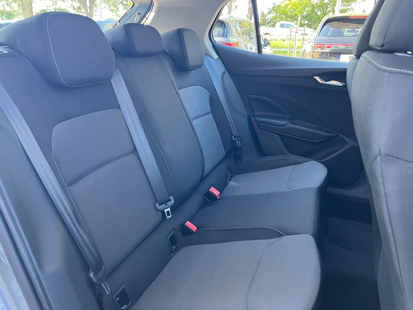 Fahrzeugabbildung SKODA Fabia Selection 1.0 TSI DSG *LED, SmartLink, Kam