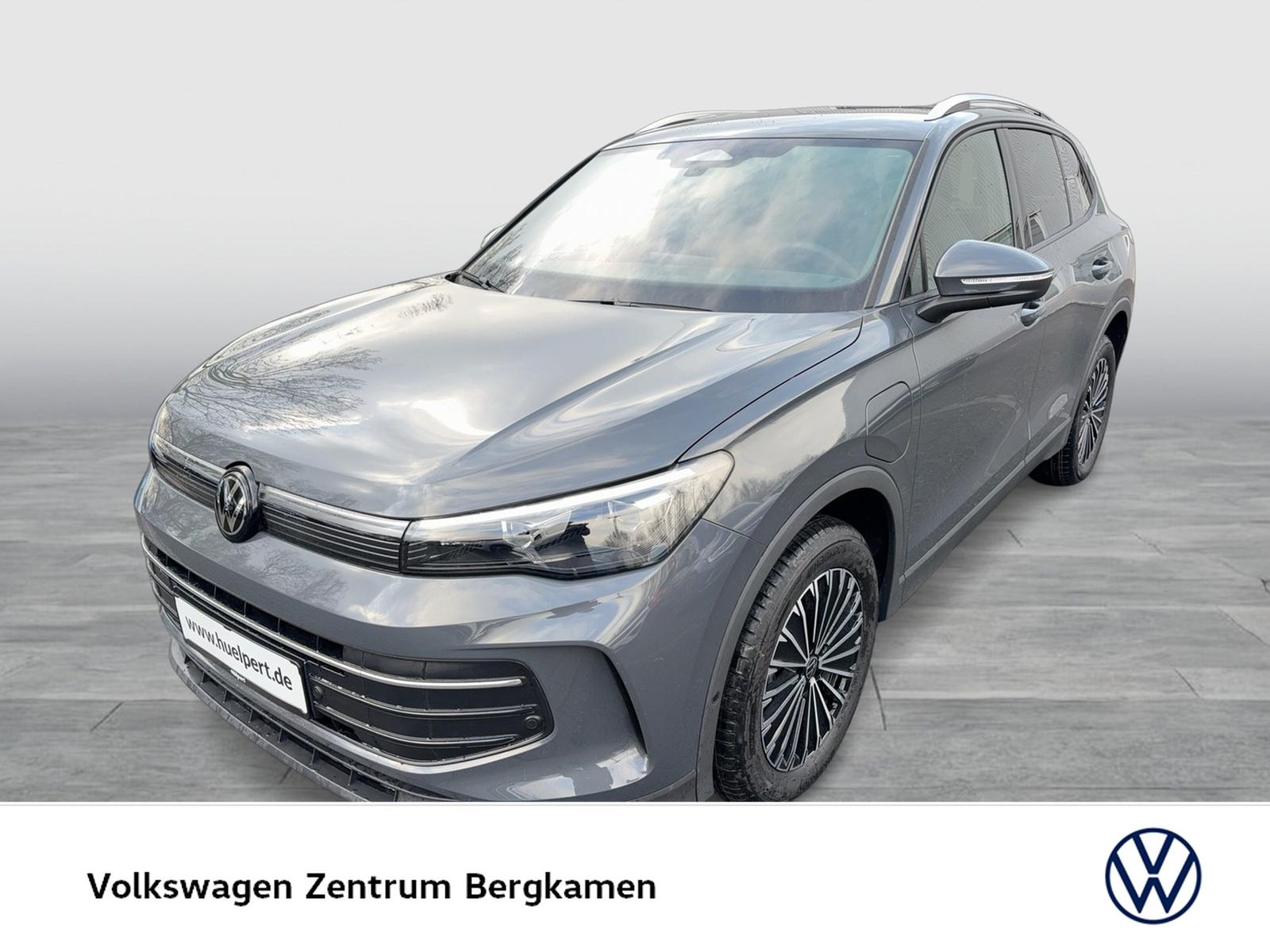 Volkswagen Tiguan 1.5 HYBRID LIFE CAM ACC LM18 CARPLAY