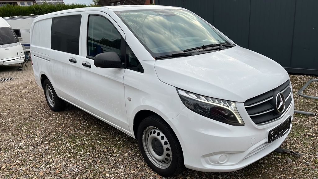 Image of Mercedes-Benz Vito