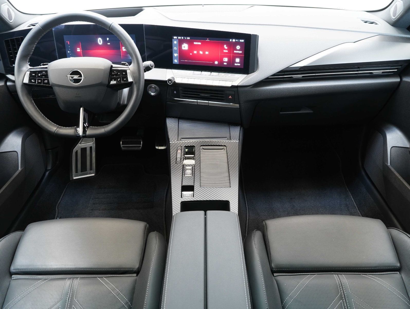 Fahrzeugabbildung Opel Astra L Lim. 5-trg. Ultimate INTELLILUX/PANORAMA