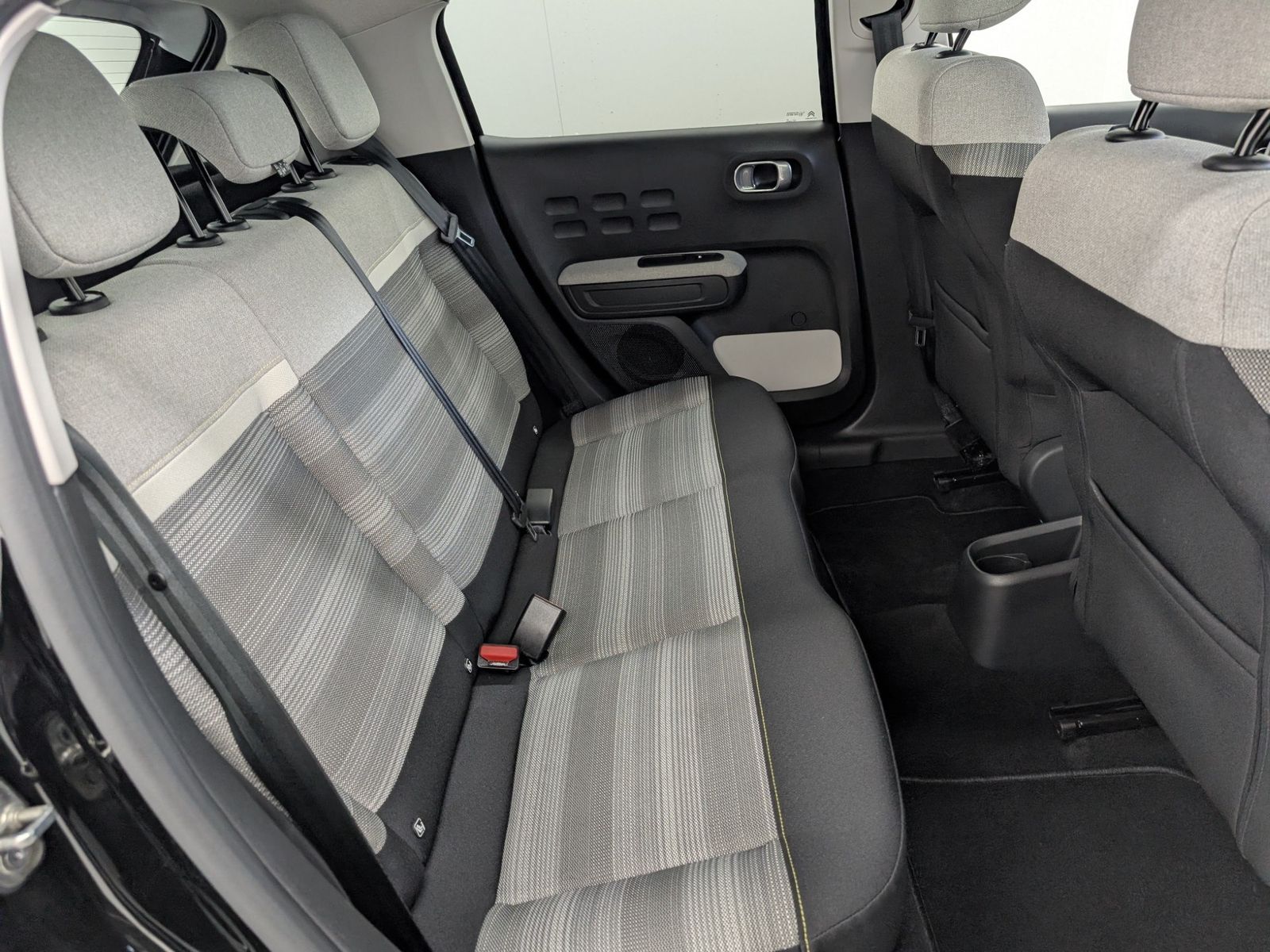 CITROEN C3  1.2 PureTech Shine Navi Pano NUR GEWERBE – Bild 12