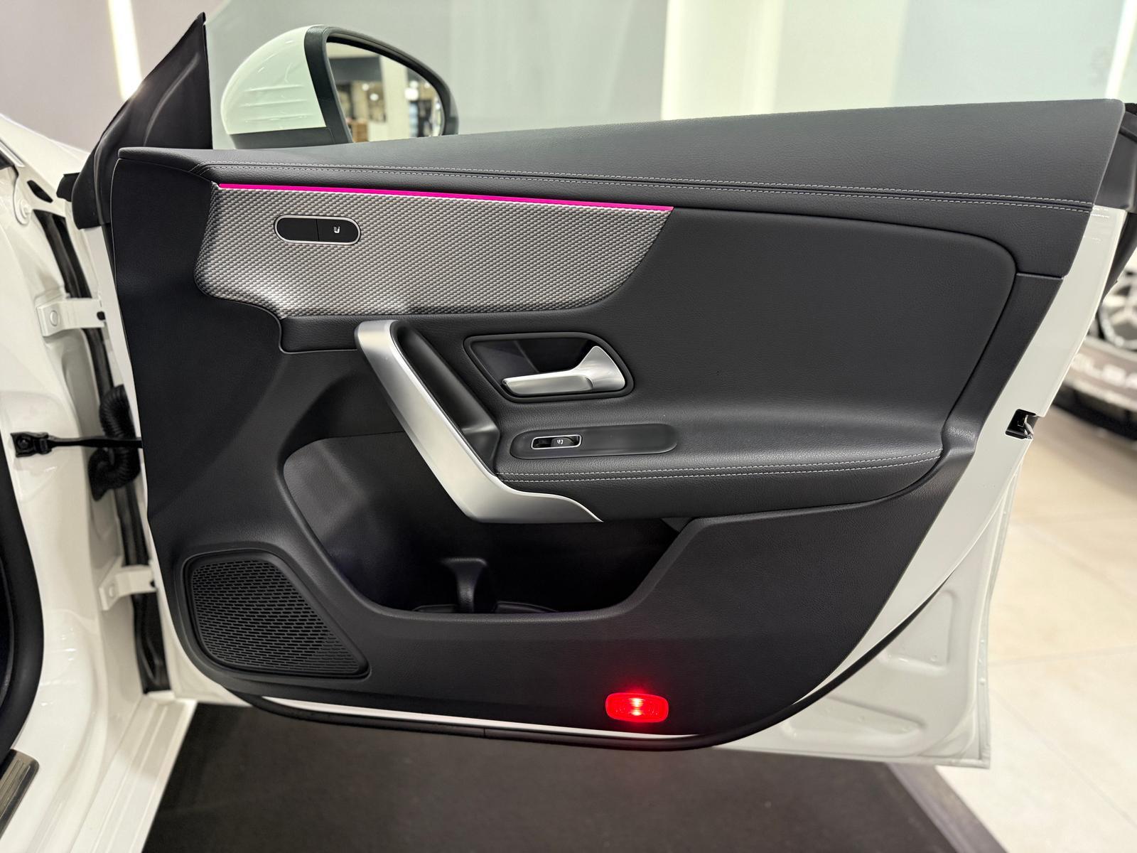 Mercedes-Benz CLA 250 SB 7G*WIDE*AMBIENTE*KAMERA*LED*CARPLAY*, миниатюра 24