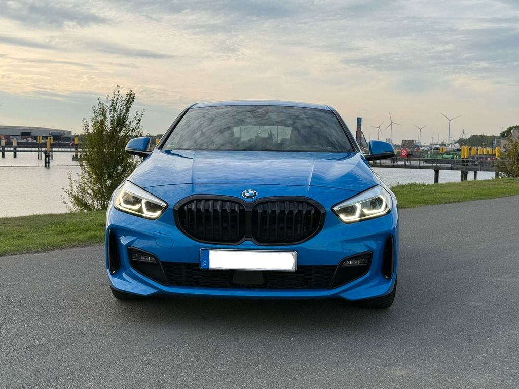 Image of BMW 118