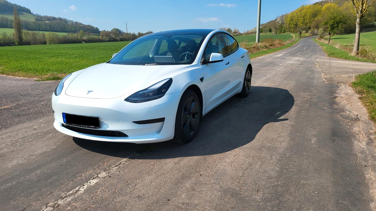 Tesla Model 3 Basis RWD aus 1.Hand!