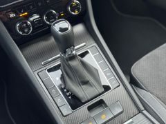 SKODA Superb Combi 2.0 TDI Sportline DSG SKODA Superb Combi 2.0 TDI Sportline DSG