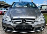 Mercedes-Benz A Klasse A 200 Bi-Xenon/Temp./Leder/PDC - gebrauchte Mercedes-Benz A 200 aus dem Jahr 2009
