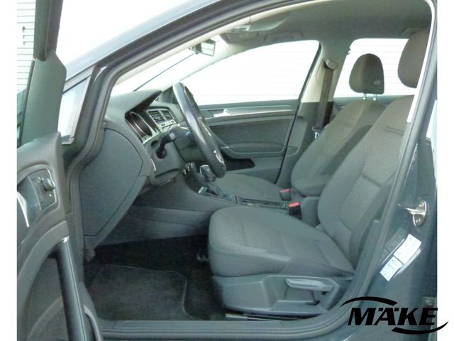 Golf e-Golf, CCS-Ladedose, Rückfahrkamera, SHZ, 