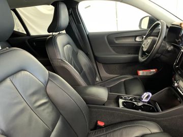 Volvo XC40 - 3