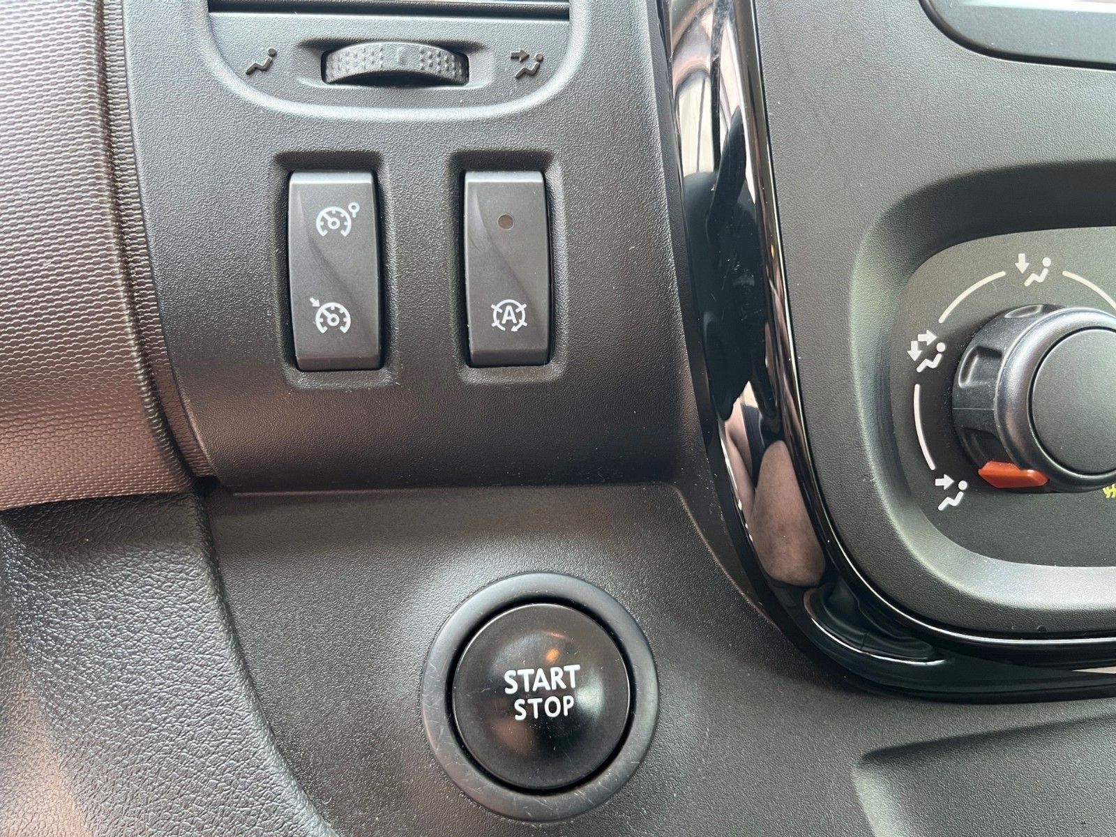 Fiat Talento Kombi L1H1 Family 8-Sitzer – Bild 17