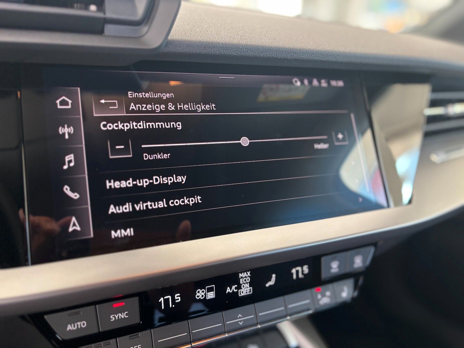 Fahrzeugabbildung Audi A3 Sportback 30 TFSI basis