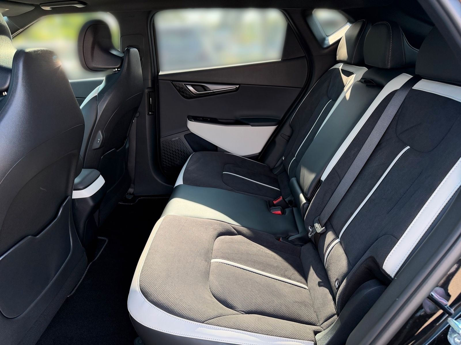 Fahrzeugabbildung Kia EV6 PE GTL 84 AWD WP ASS+ SD