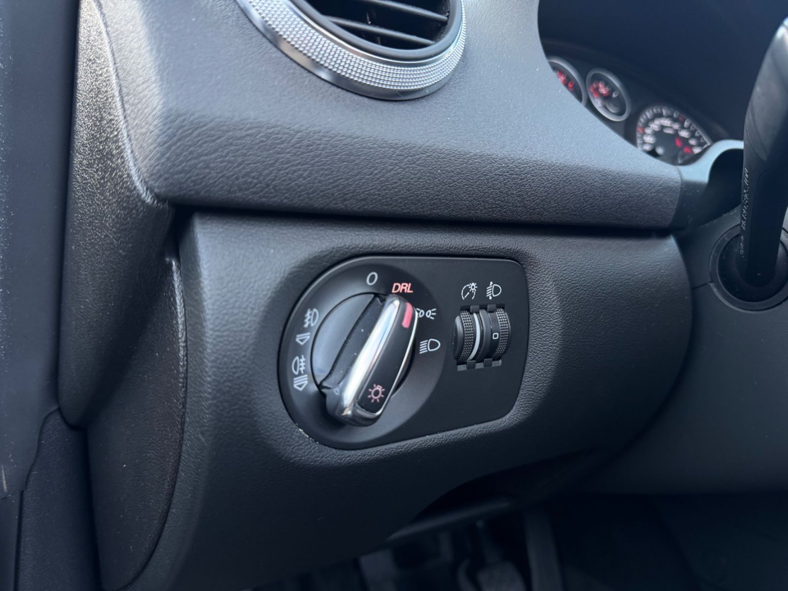 Fahrzeugabbildung Audi A3 Cabriolet Attraction*Alcantara*8Fach*PDC*SZH